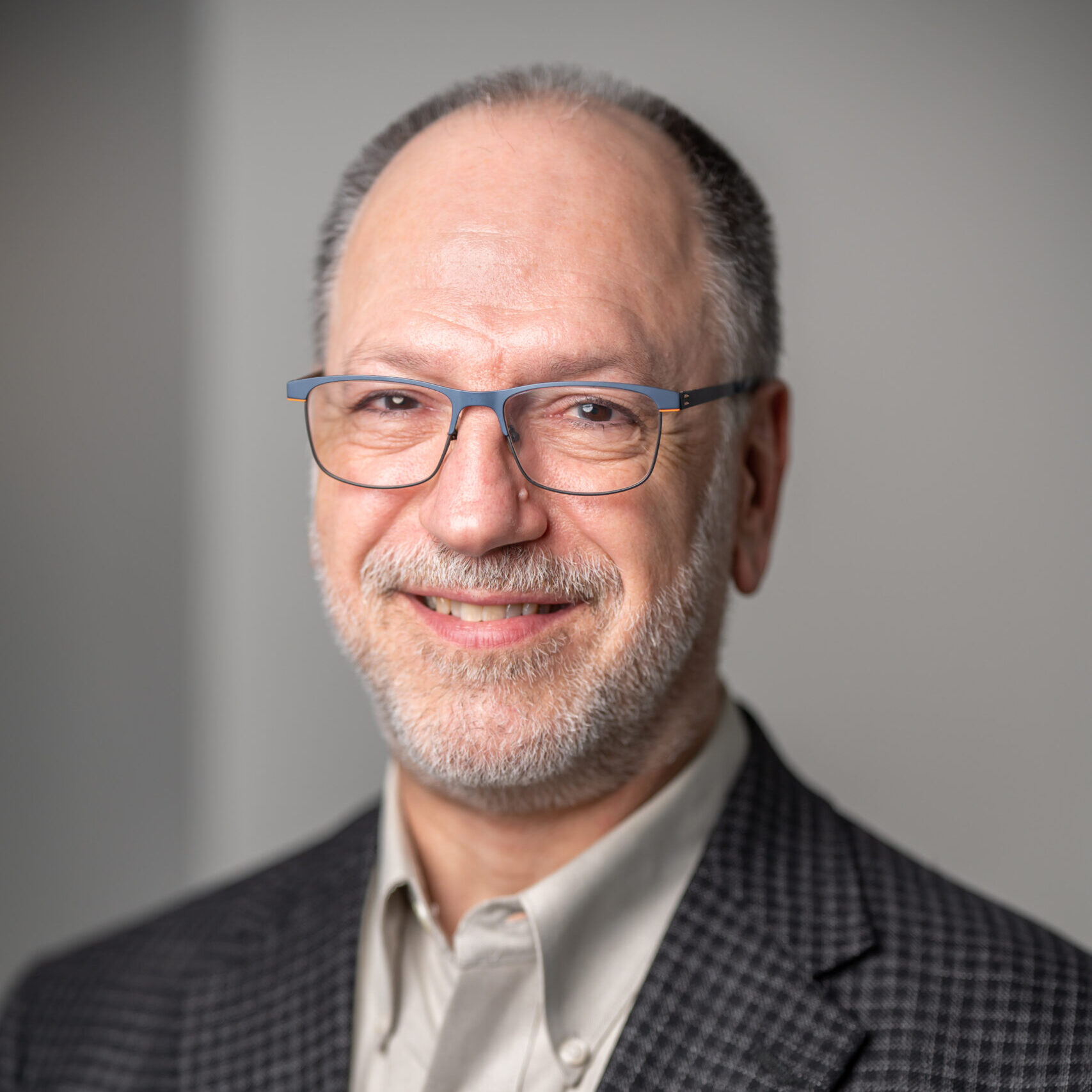 Andrew Lipson Headshot