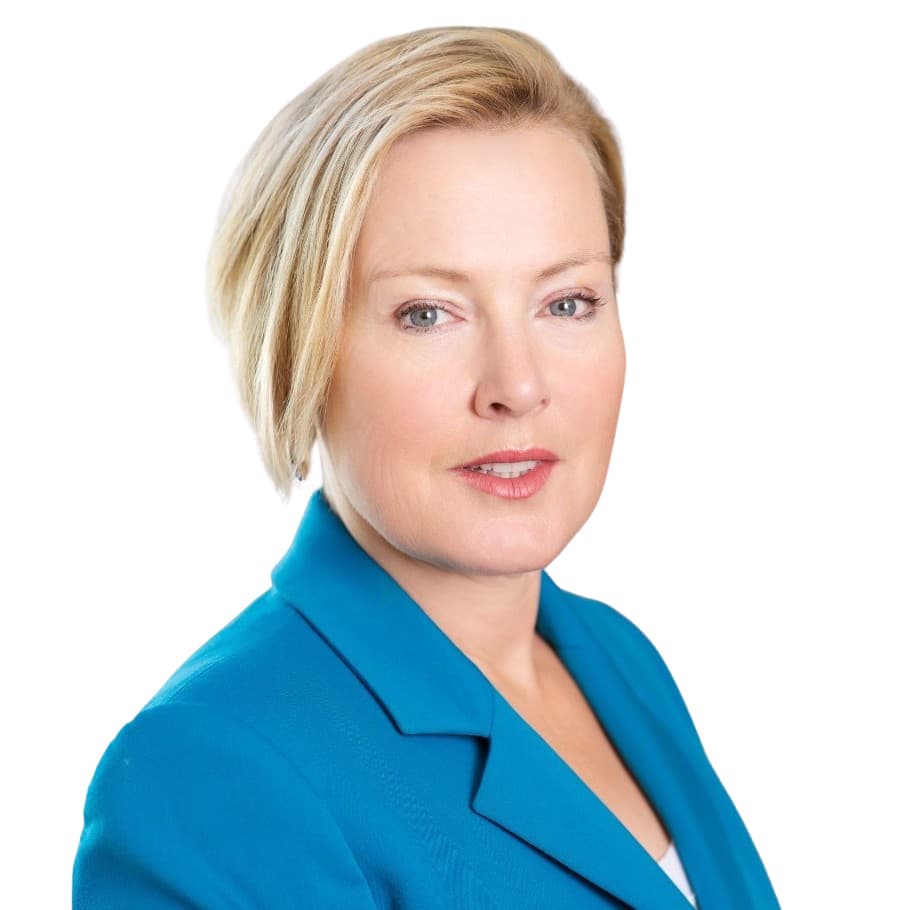 Gillian Tett Headshot